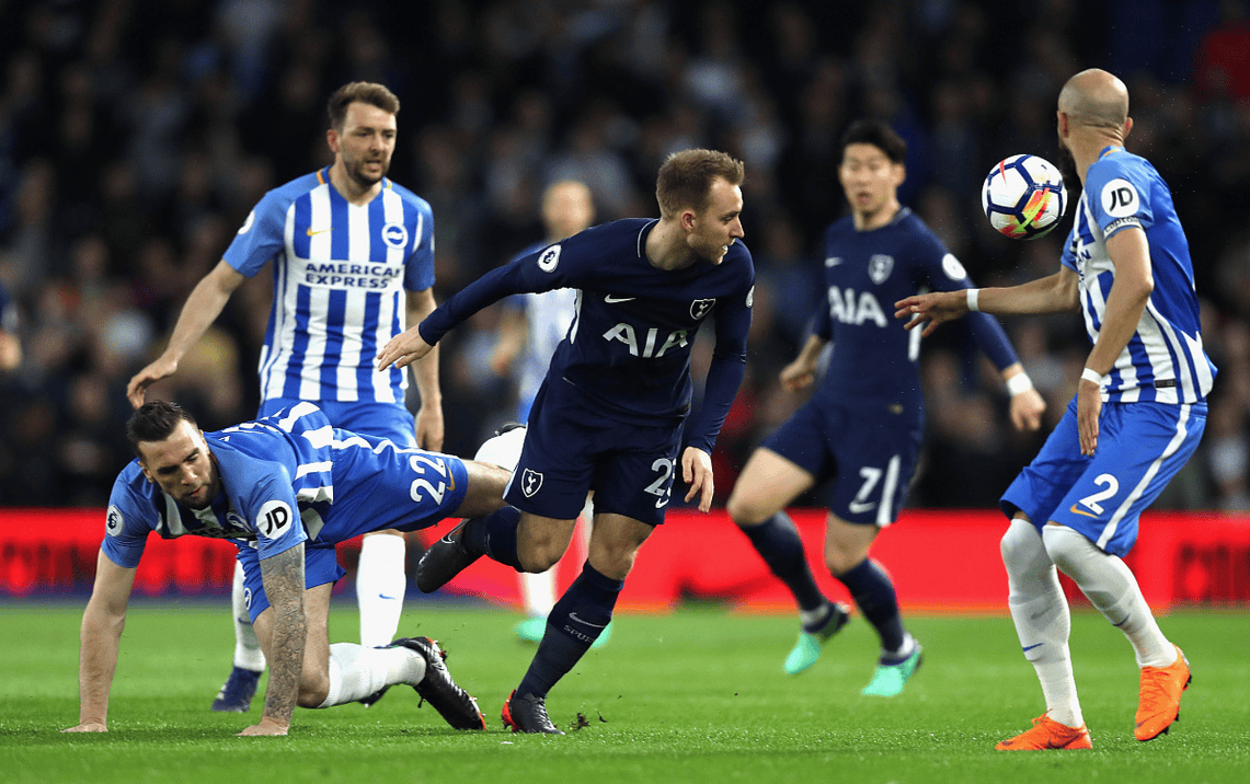 每体：巴萨仍在关注凯恩，等待他和拜仁的最终动向