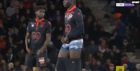 里昂小将刷新队史纪录